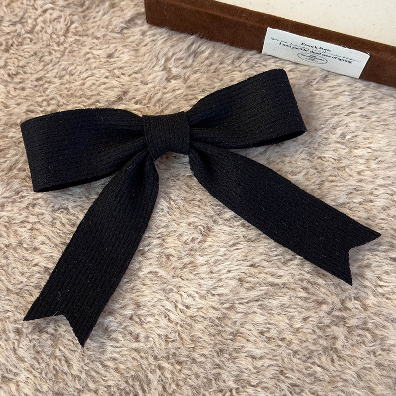 Knit Bow Hair Clip