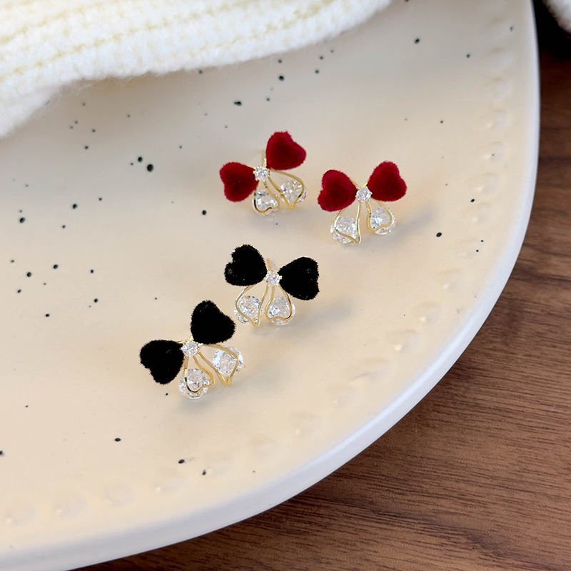 하트 리본 지르코니아 귀걸이