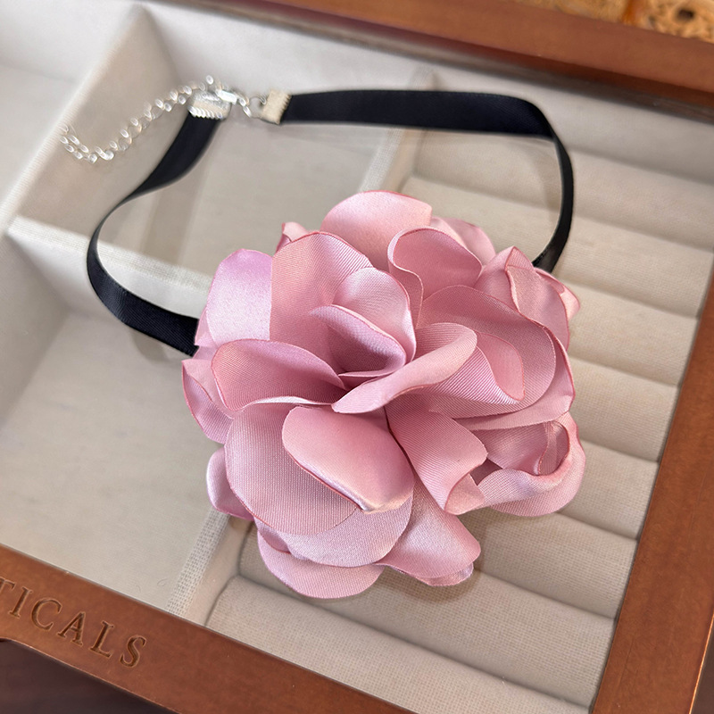 Bloemen Choker Ketting