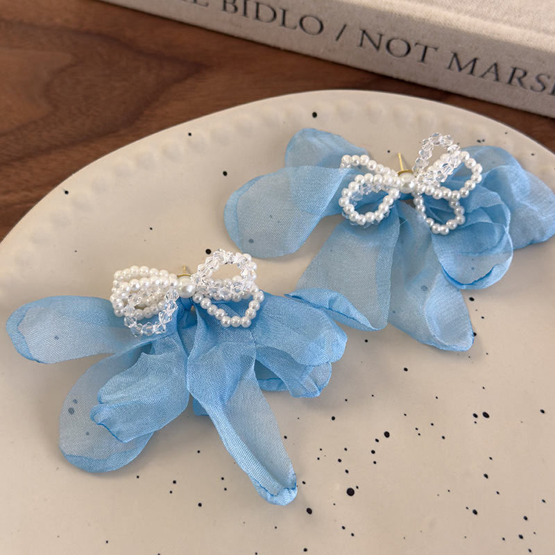 Chiffon Flower Pearl Earrings