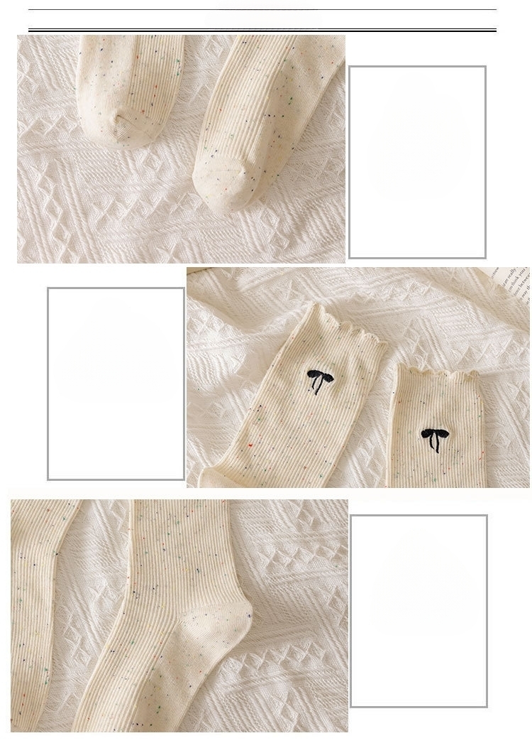 Meias Mid-Calf com Laço Bordado