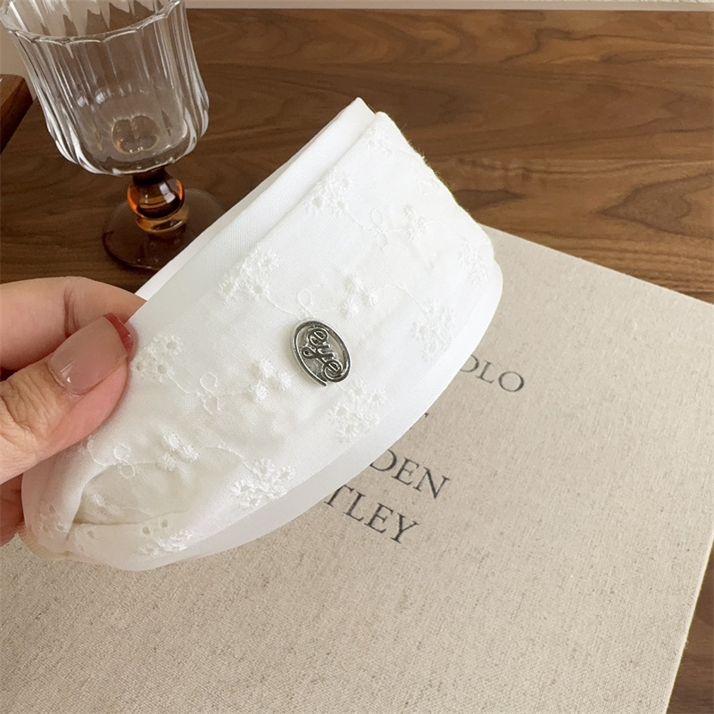 Benti și Bandele pentru Păr