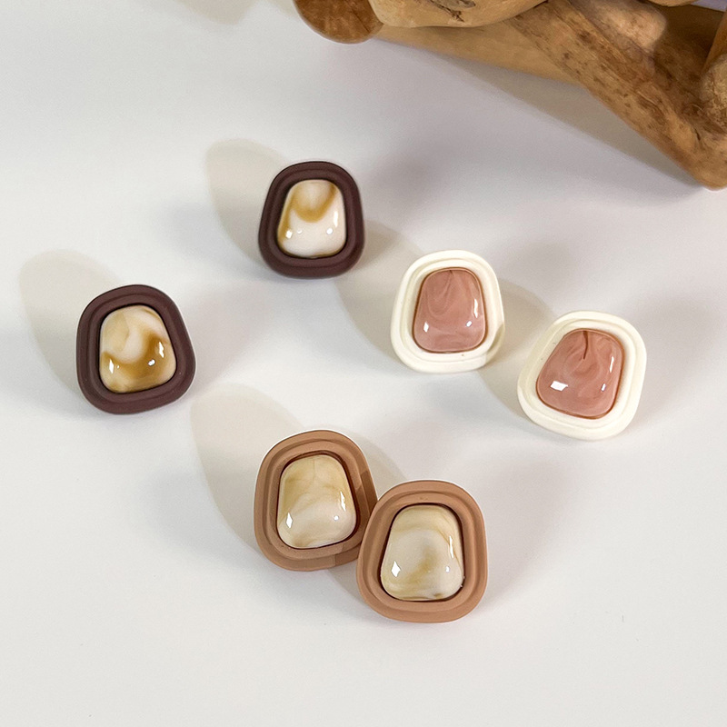 스퀘어 커피빈 이어스터드