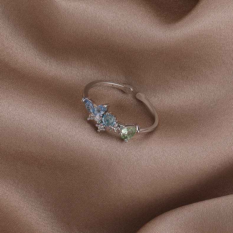 Inel Reglabil cu Perle și Zirconiu