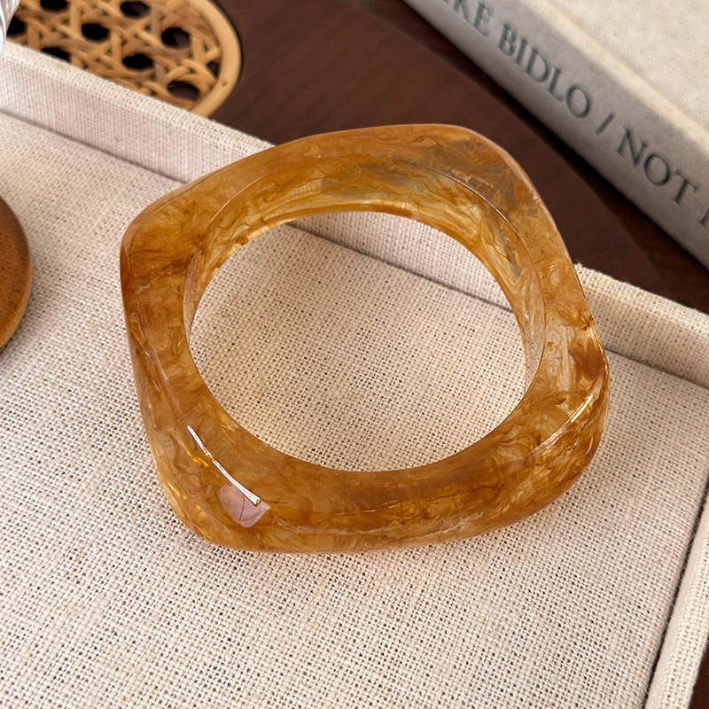 Ακανόνιστο Ευρύ Βραχιόλι Ακρυλικού Ακετάτου