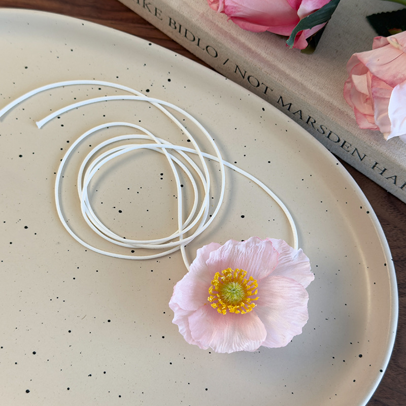 قلادة زهرة الخشخاش