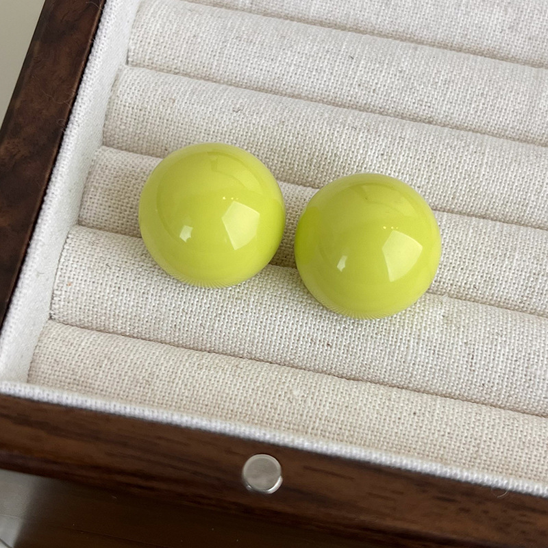 원형 레진 스터드 이어링