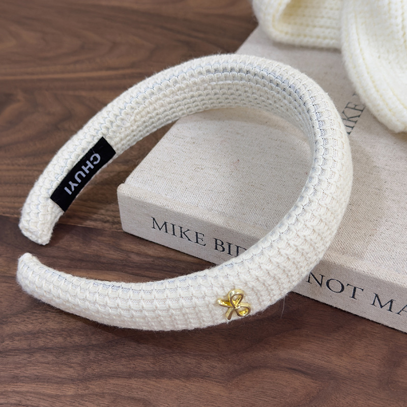 Bandă pentru Păr cu Aplică Tricotată