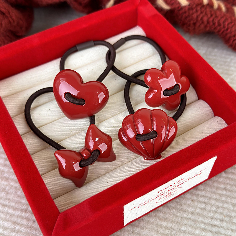 ビーズヘアタイ