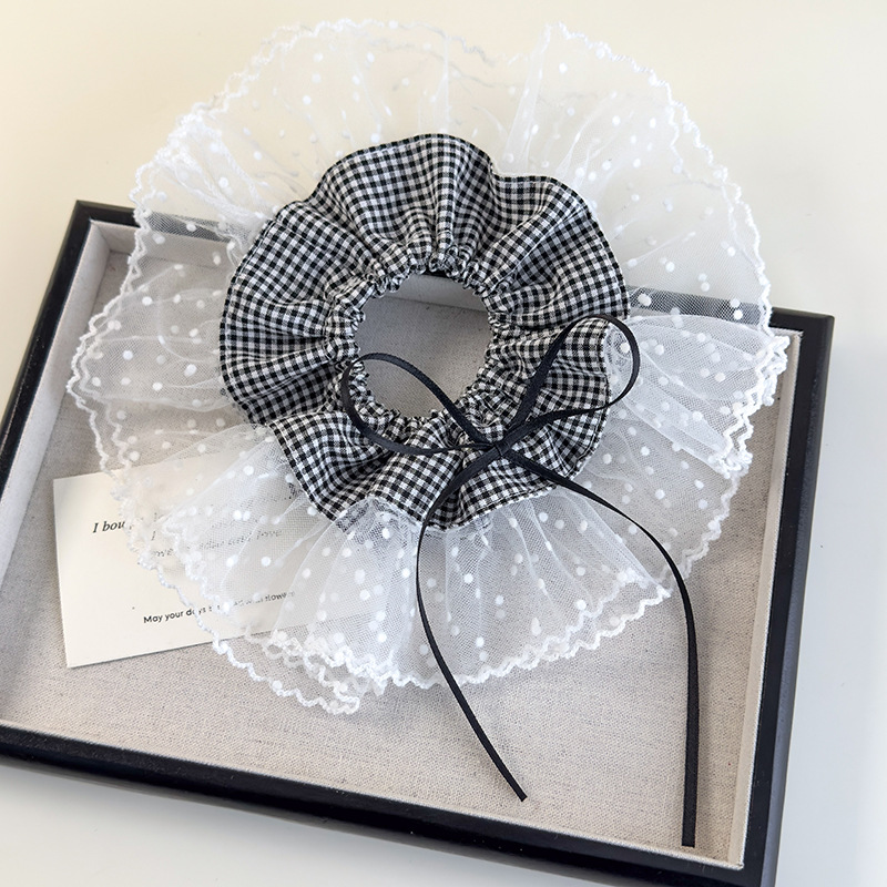 Σκραντσάκια Υπερμεγέθους με Δαντέλα και Πάτσγουορκ Πλέγμα