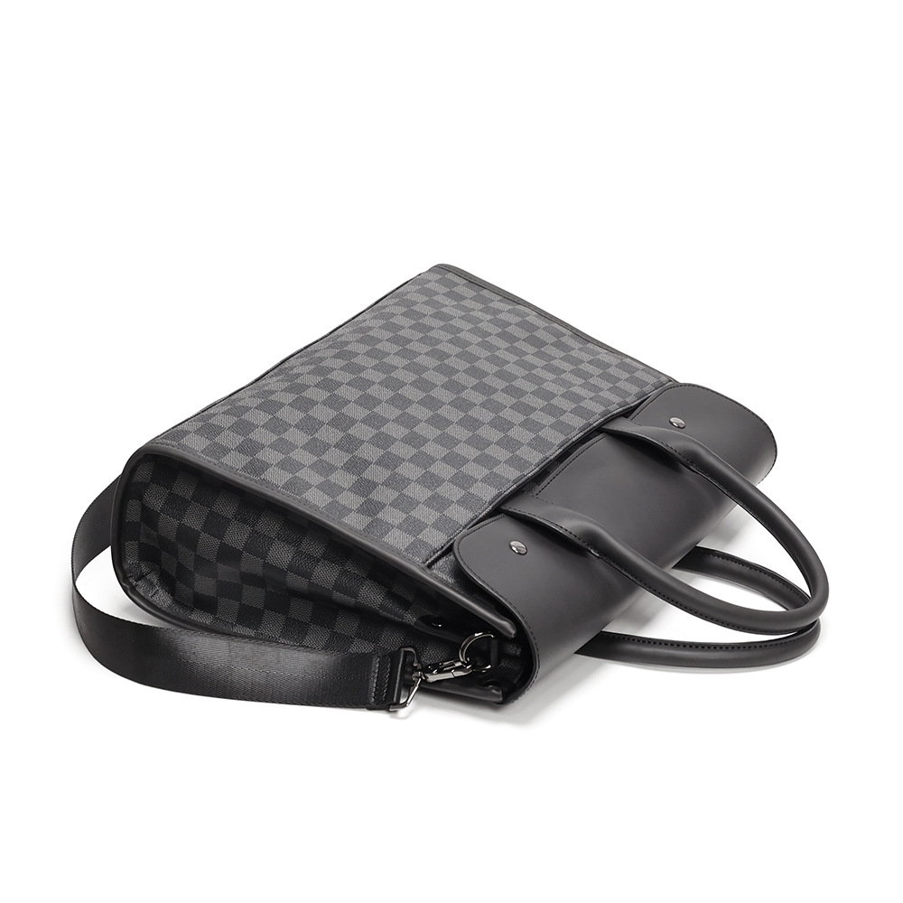 حقيبة يد رجالية كلاسيكية مربعة