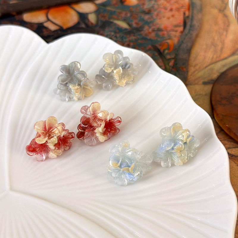 아크릴 옴브레 플로럴 스터드 귀걸이