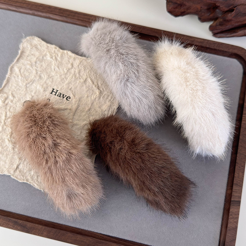 Miękka Pluszowa Spinka do Włosów Banan