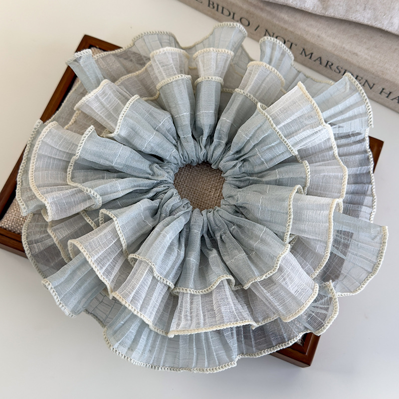 Gumka z Falbankową Koronką