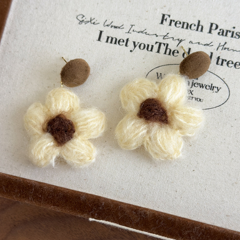 플러피 플라워 이어링