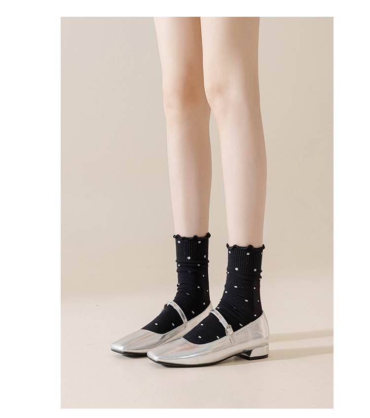 Meias com babados respiráveis