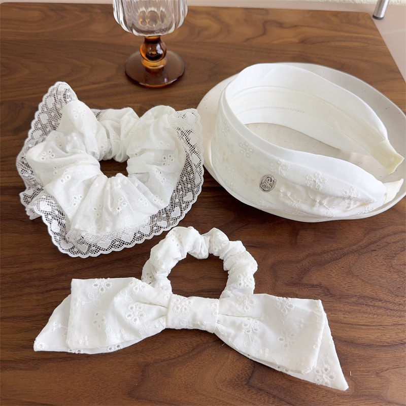 Benti și Bandele pentru Păr