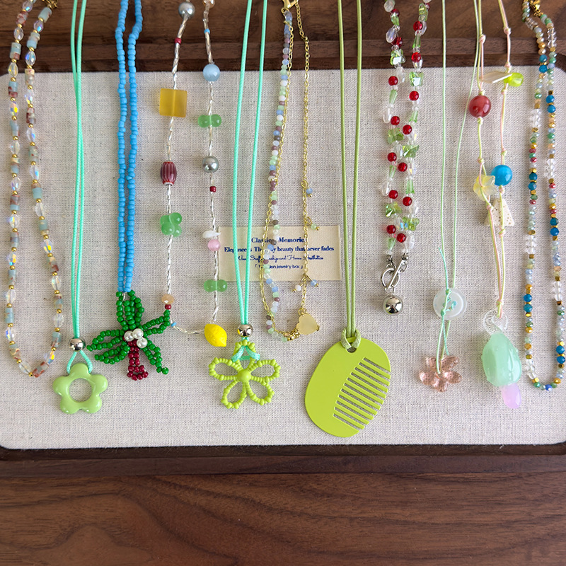 Намисто-чокер з бісером