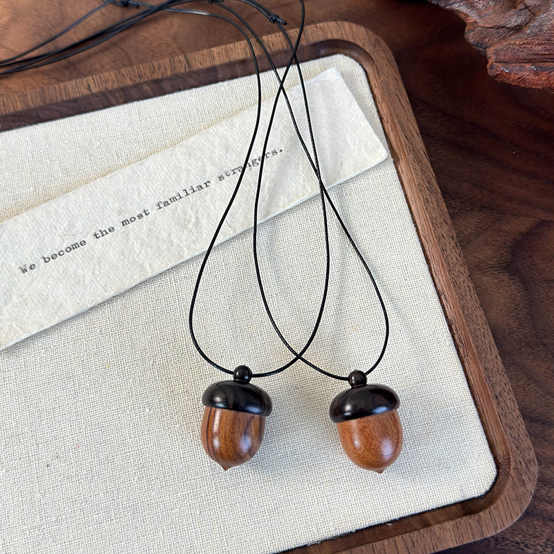 Dây chuyền mặt dây gỗ sồi