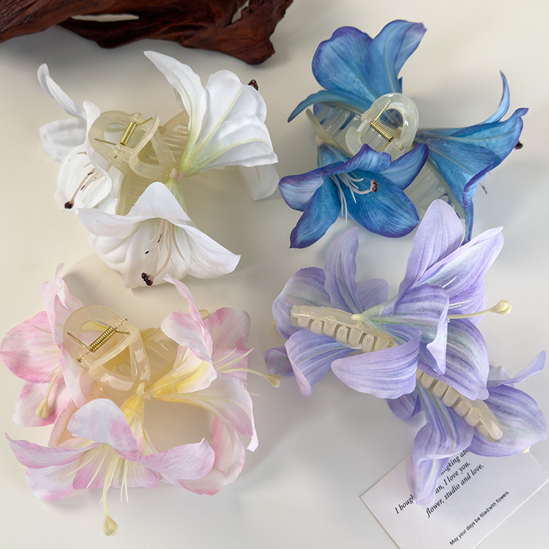 Lily Flower Hair Clip