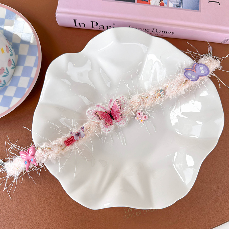 В'язаний Чокер з Метеликом