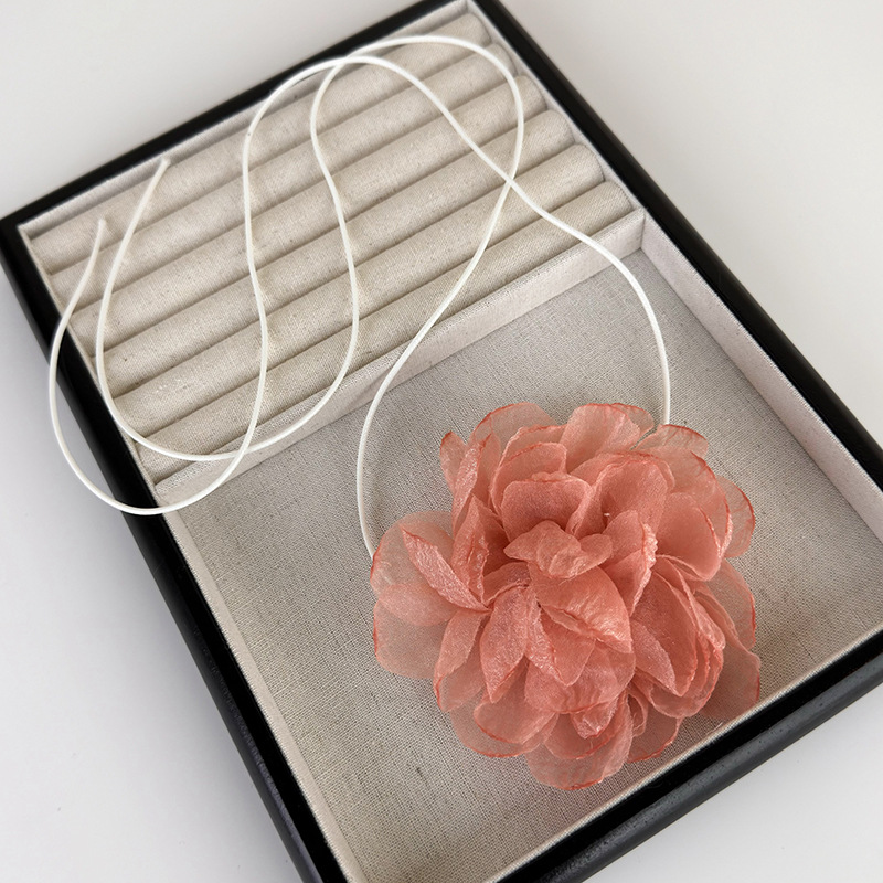 Чокер Камелія 3D