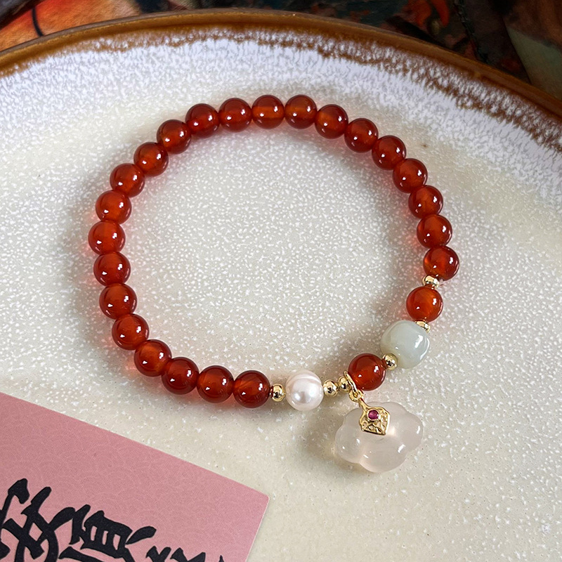 Браслет з червоного агату