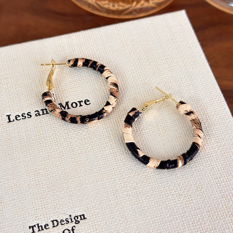 Brincos Argola com Couro