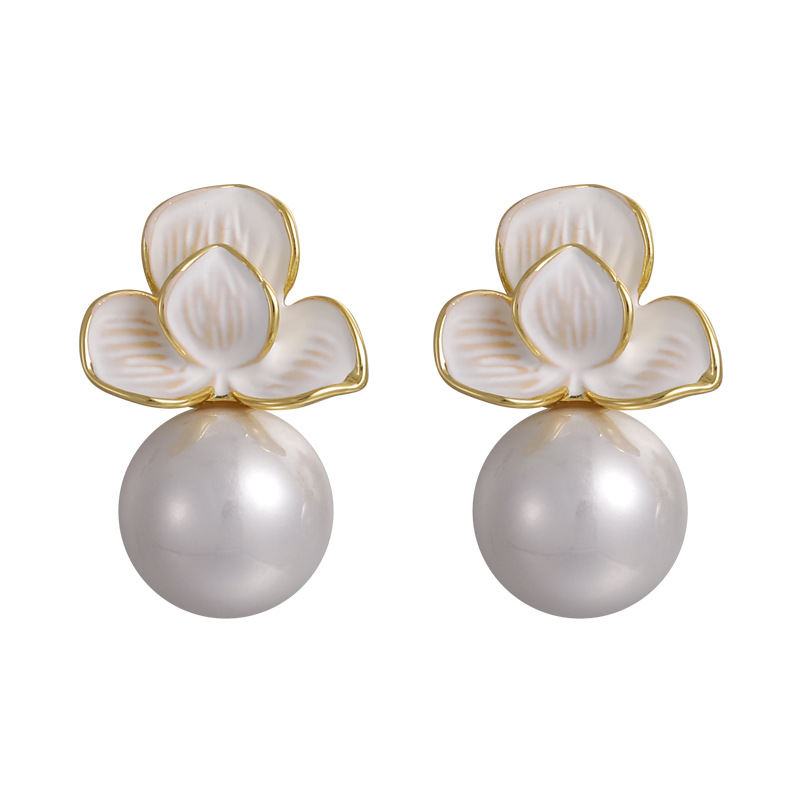 Flower Pearl Earrings