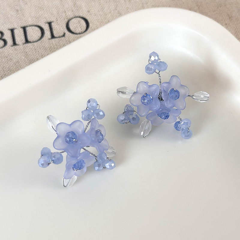 Anting Tindik Bunga Biru
