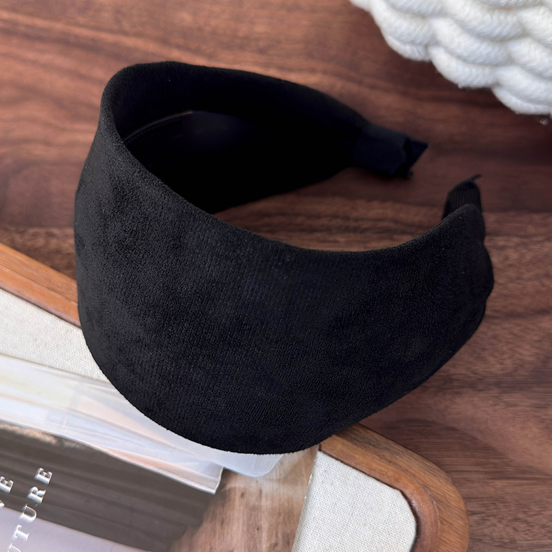 Cinta Ancha para el Cabello de Piel Sintética