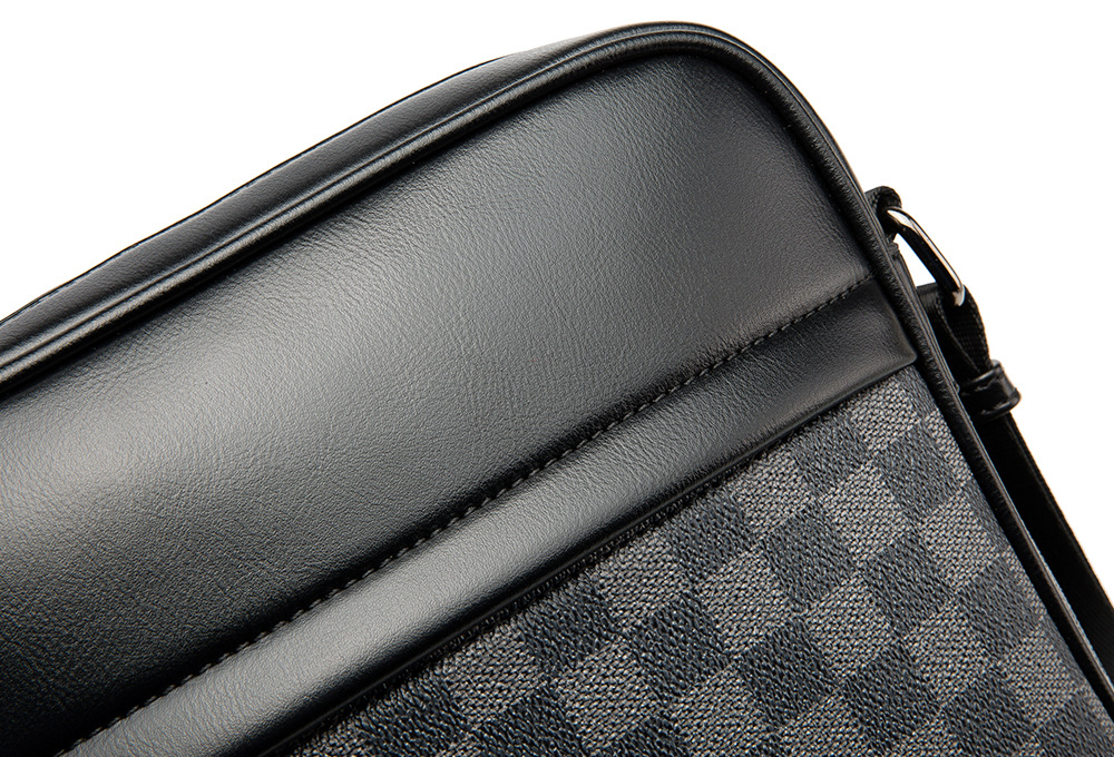 メンズメッセンジャーバッグ