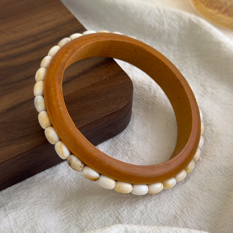 Geometriskt Träarmband med Stjärnmotiv