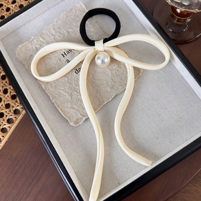 Fransk Hårsnodd med Rosett och Pärla