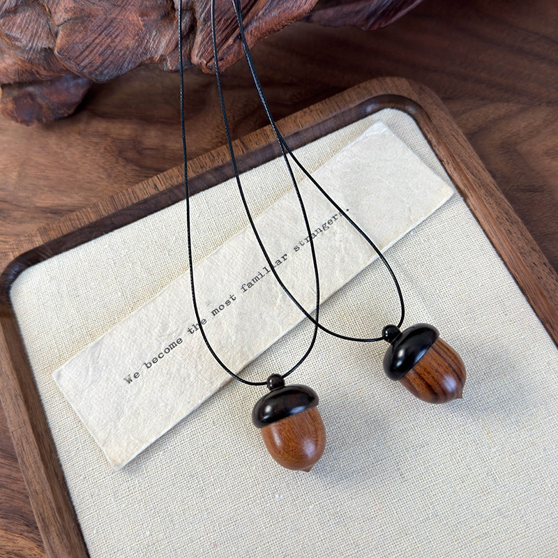 Dây chuyền mặt dây gỗ sồi