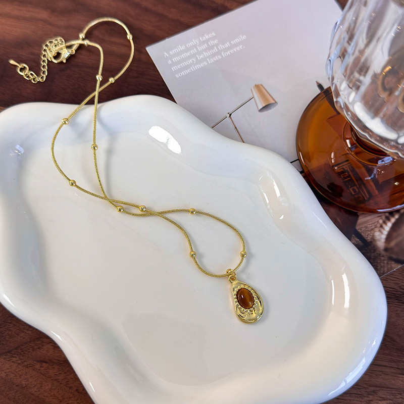 Collier ras de cou double couche œil de tigre