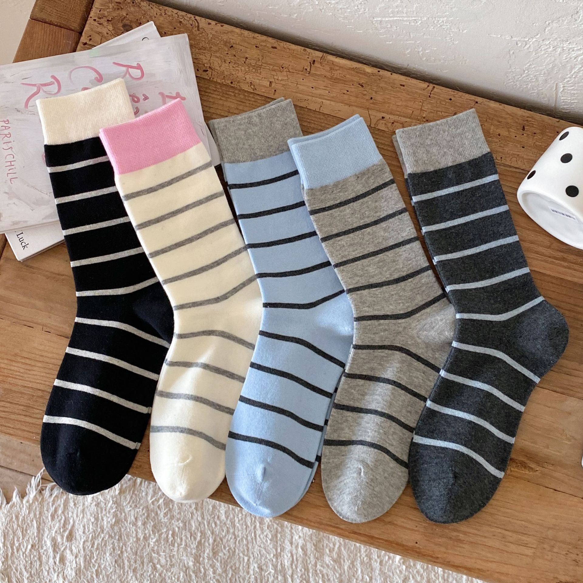 Meias Mid-Calf com Bloco de Cor Listradas para Mulher