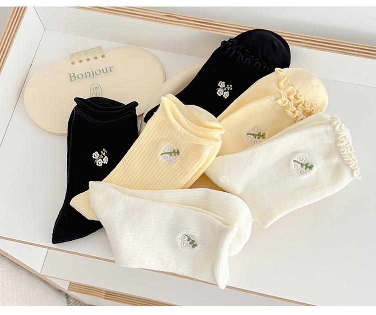 Meias Femininas Bordadas Florais