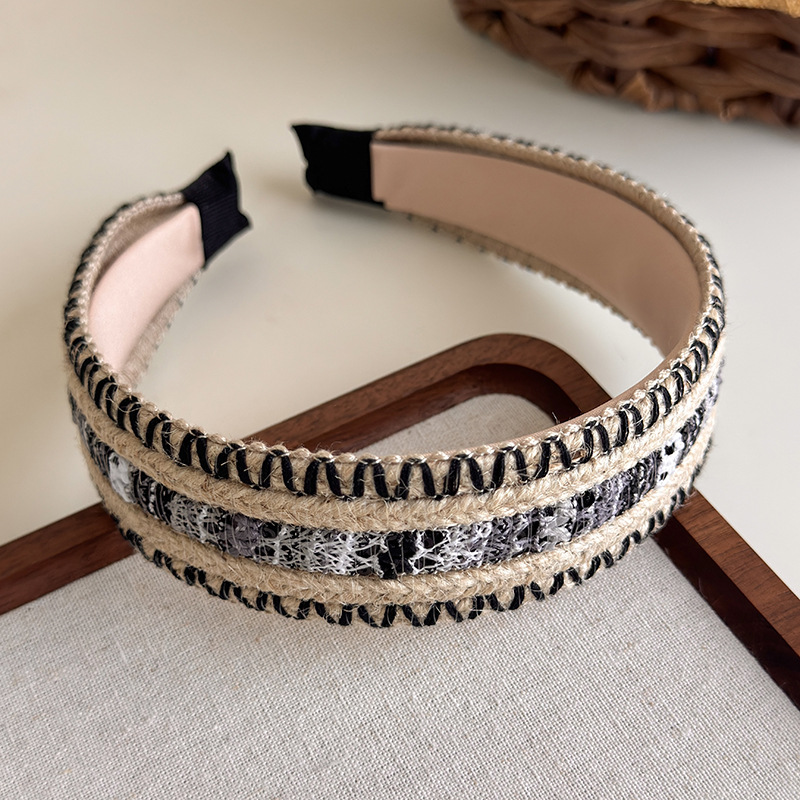 Diadema de Paja de Ala Ancha