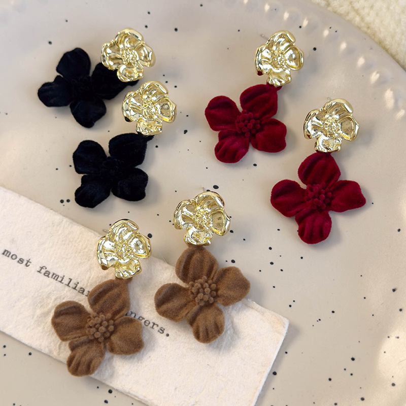 Francouzské Vintage Sametové Květinové Náušnice
