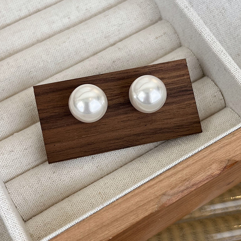 모조 진주 스터드 귀걸이