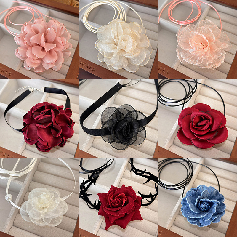 Bloemen Choker Ketting
