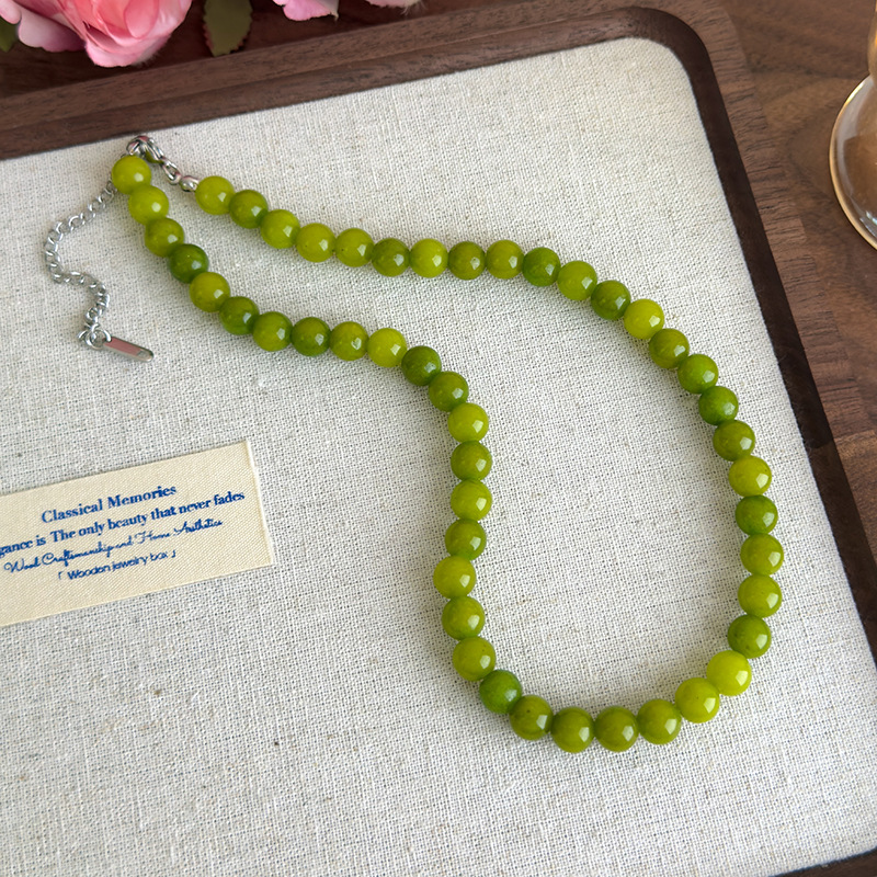 Намисто-чокер з бісером