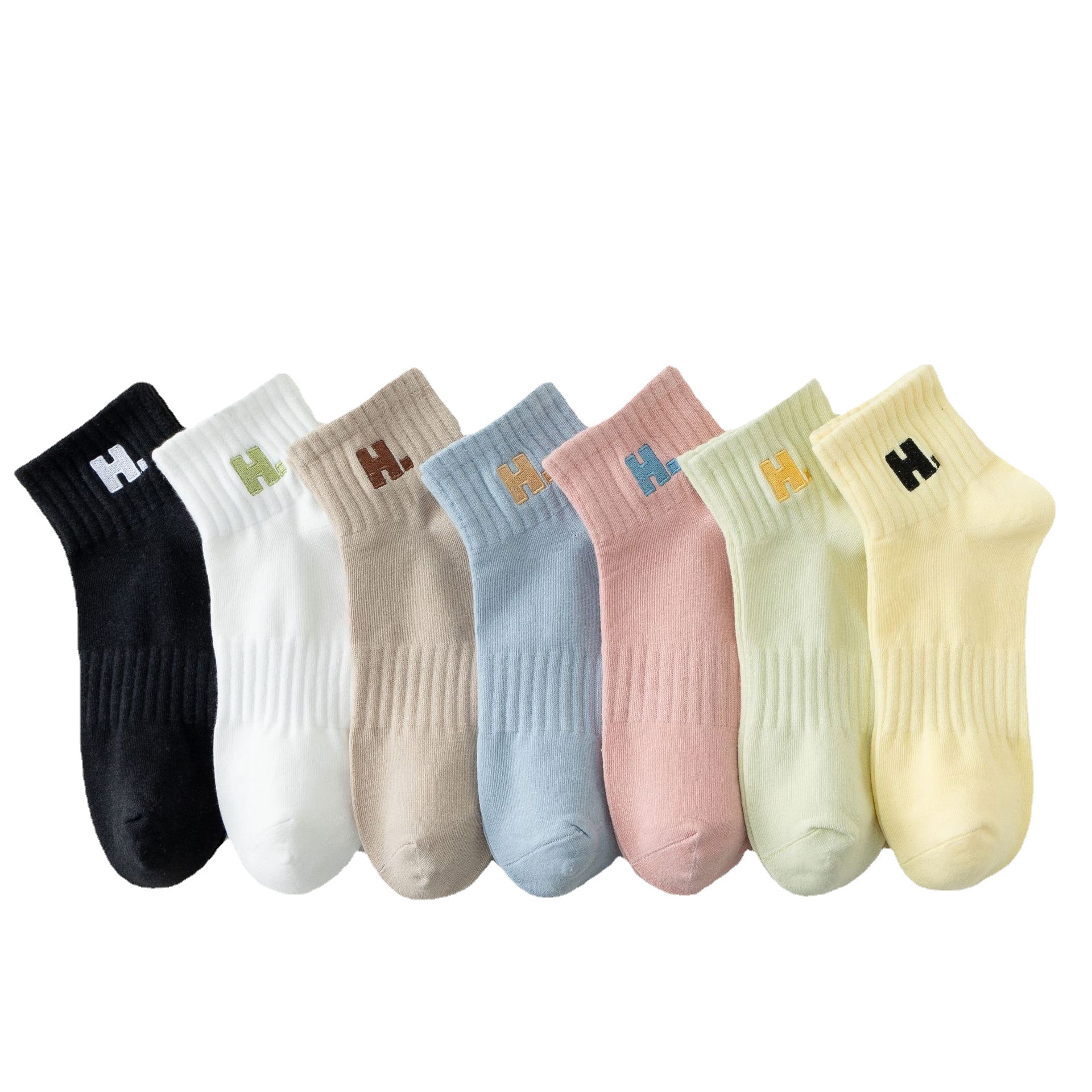 Kuitsokken met geborduurde H letter