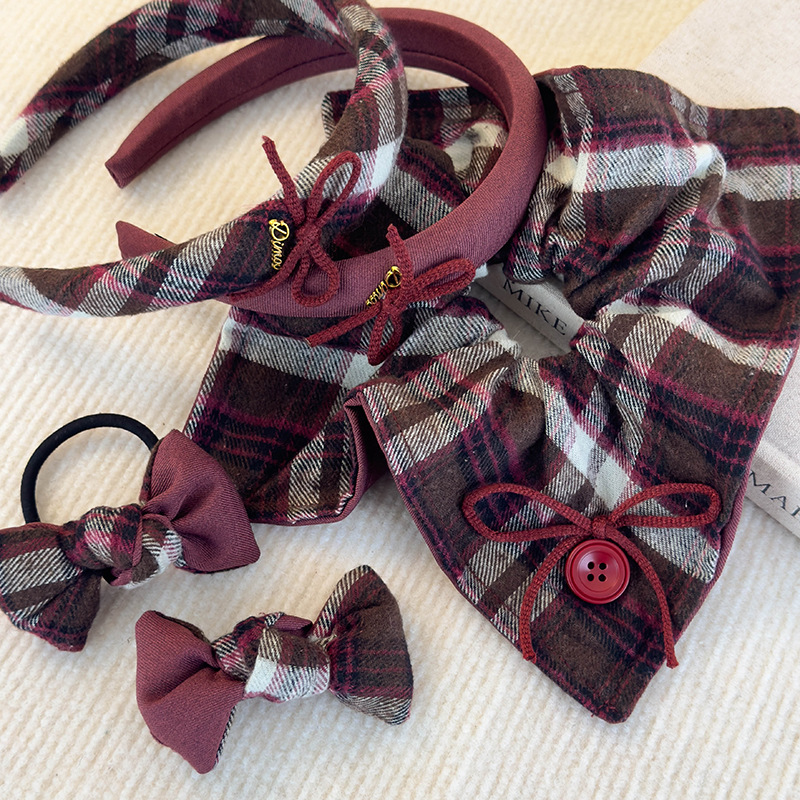 Retro Vínová Kostkovaná Mašle Čelenka a Scrunchy Set