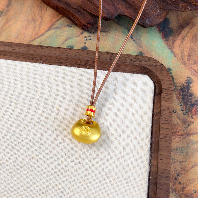 골든 구드 펜던트 네크리스