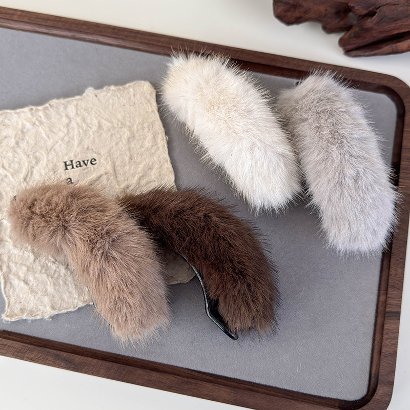 Miękka Pluszowa Spinka do Włosów Banan