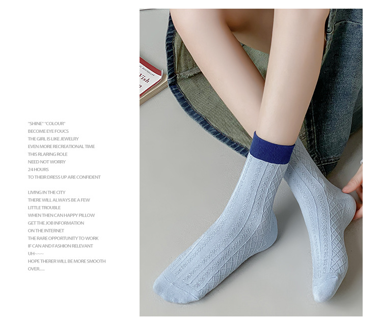 Meias Meia-Altura de Algodão com Letras