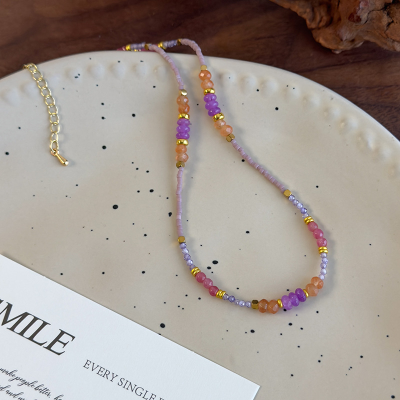 قلادة تشوكر من الكريستال البنفسجي