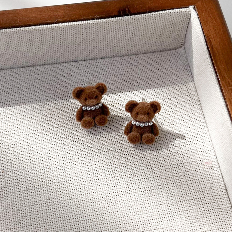 Flockované Medvědí Náušnice s Perlami